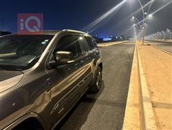 جیپ گراند شیرۆکی